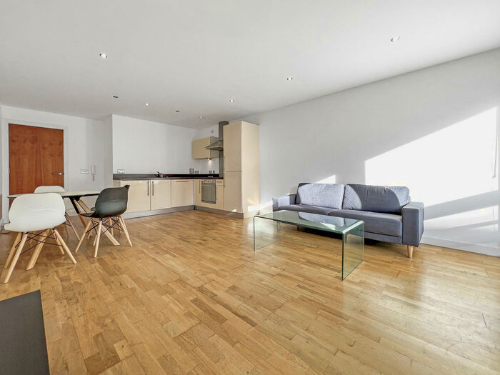 2 Bedroom Apartment To Rent In Montague, Gotts Road, Leeds City Centre, LS12