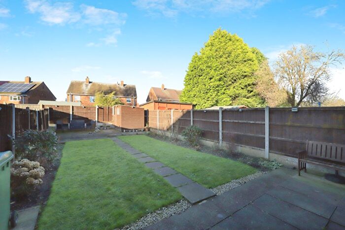 3 Bedroom End Of Terrace House For Sale In Deansfield Road, Wolverhampton, West Midlands, WV1