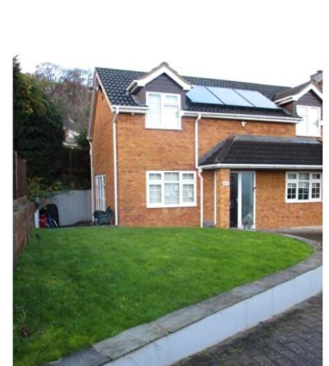 2 Bedroom Apartment To Rent In Disraeli Crescent, High Wycombe, HP13