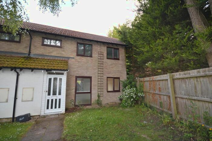 3 Bedroom End Of Terrace House To Rent In Harvester Way, Lymington, Hampshire SO41