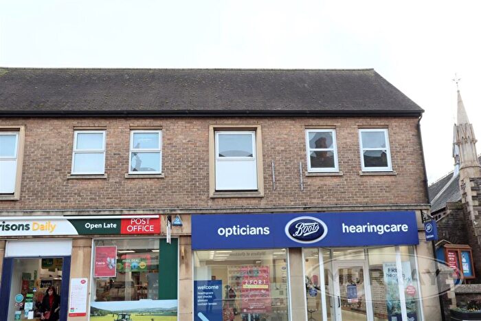 2 Bedroom Apartment To Rent In High Street, Oakham, LE15