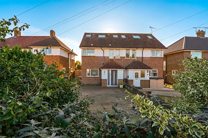 4 Bedroom Semi Detached House For Sale In Terringes Avenue, Worthing, West Sussex, BN13