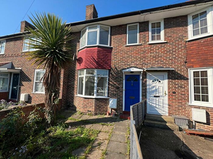 2 Bedroom House To Rent In Widecombe Road, Mottingham, SE9