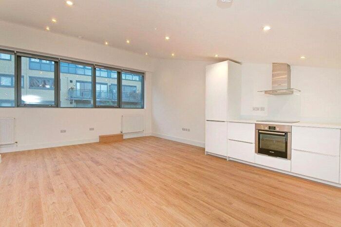 2 Bedroom House To Rent In Spectrum Studios, Manor Gardens, London, N7