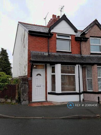 2 Bedroom End Of Terrace House To Rent In Broad Street, Llandudno Junction, LL31
