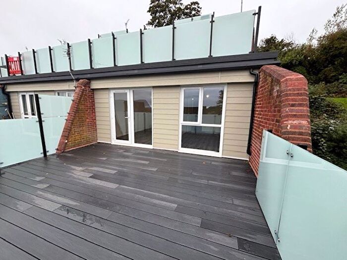 1 Bedroom Flat To Rent In High Trees Close, Redditch, B98