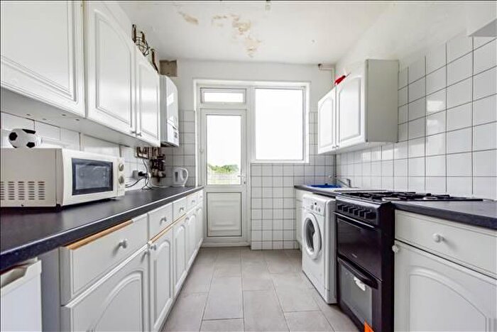 4 Bedroom Terraced House To Rent In Martin Way, London, SW20