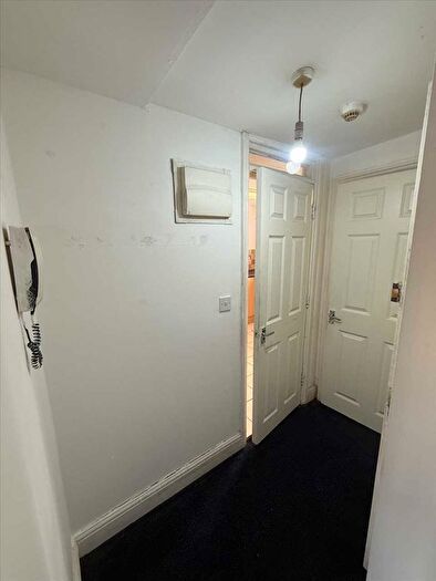 1 Bedroom Flat To Rent In Harmer Street, Gravesend, DA12