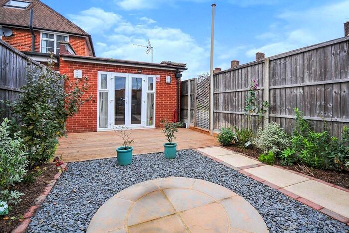 1 Bedroom Bungalow To Rent In Castillon Road, London, SE6