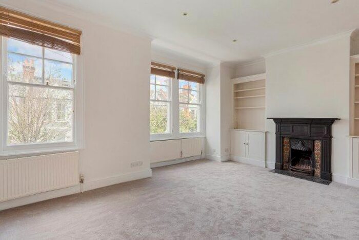 3 Bedroom Maisonette To Rent In Wardo Avenue, London, SW6