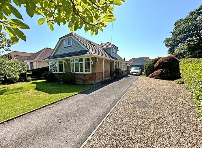 4 Bedroom Bungalow For Sale In Fernhill Road, New Milton, Hampshire, BH25