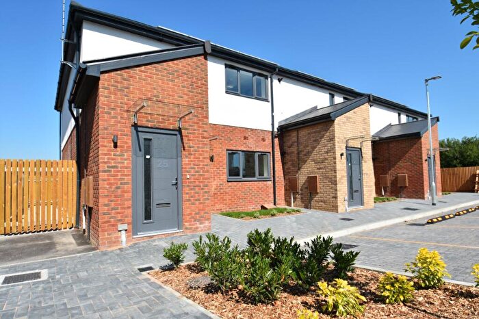 1 Bedroom Apartment To Rent In Peel Close, Tatling End, Gerrards Cross, SL9