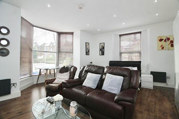 Apartment To Rent In Brunswick Street, Sheffield, S10