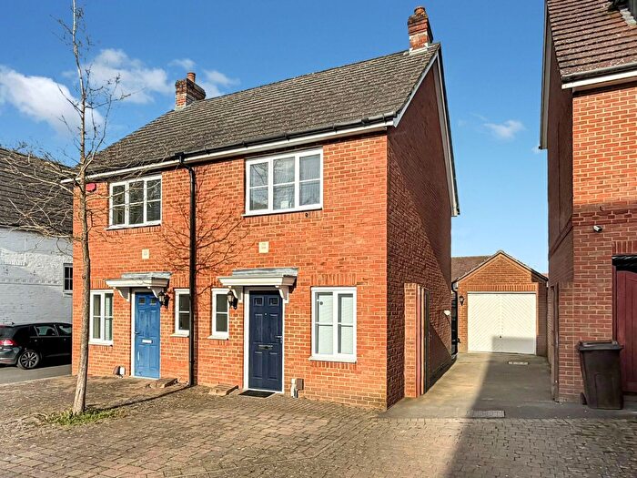 2 Bedroom Semi-Detached House For Sale In Poppy Mead, Kingsnorth, TN23