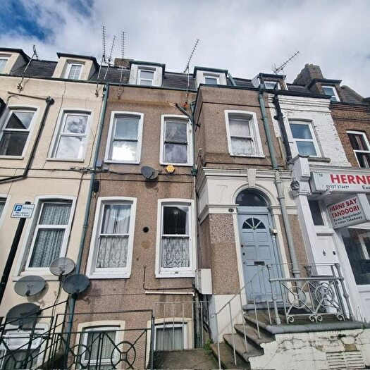 1 Bedroom Flat To Rent In High Street, Herne Bay, CT6