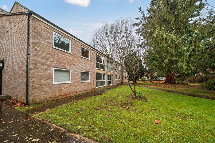 2 Bedroom Flat For Sale In Summertown, Oxford, OX2
