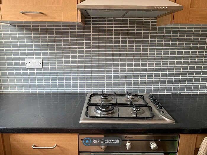 2 Bedroom Flat To Rent In Main Road, Radcliffe-On-Trent, Nottingham, NG12