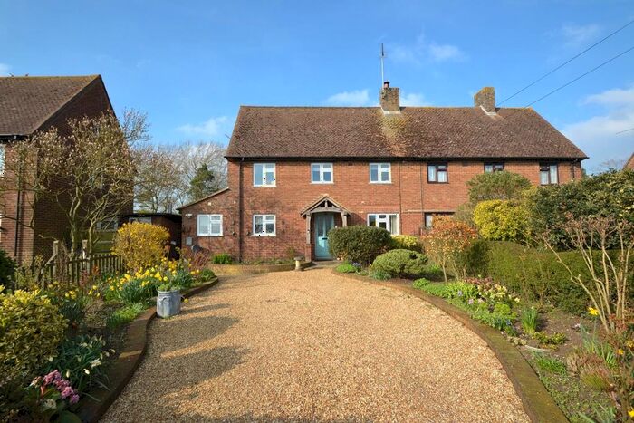 4 Bedroom Semi-Detached House For Sale In Cottered Road, Throcking, Nr Buntingford, SG9