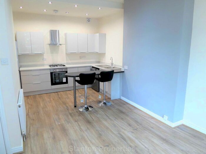 1 Bedroom Flat To Rent In Mauldeth Road, Withington, M20
