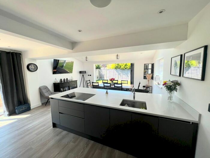 4 Bedroom Detached House To Rent In Hazel Grove, Stamford, PE9