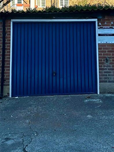Parking To Rent In Leigham Avenue, London, SW16
