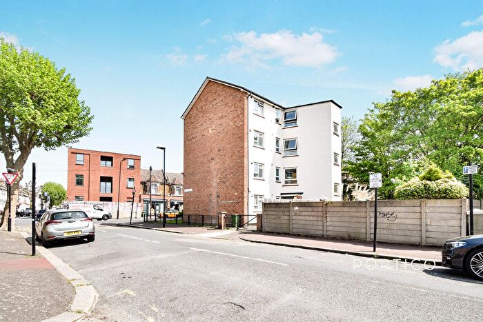 1 Bedroom Flat To Rent In Katherine Road, London, E6