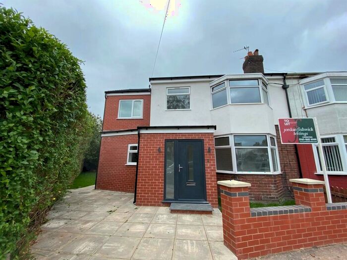5 Bedroom House To Rent In Bentley Road, Chorlton, Manchester, M21