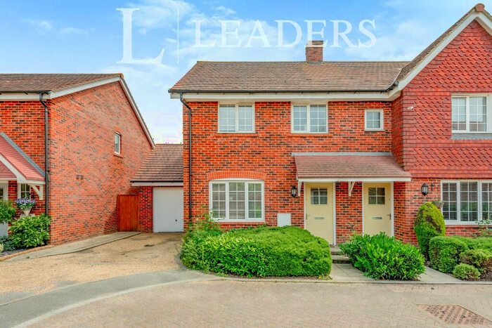 3 Bedroom Semi-Detached House To Rent In Wimblehurst Road, Forgewood, RH10