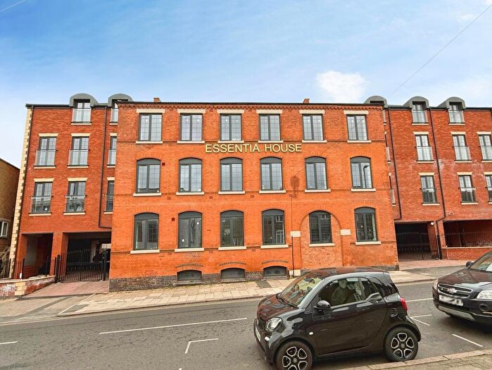 2 Bedroom Flat To Rent In Upper Bond Street, Hinckley, LE10