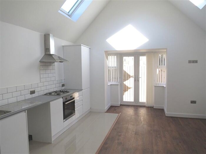 2 Bedroom Detached Bungalow To Rent In Denmark Road, Winton, Bournemouth, BH9