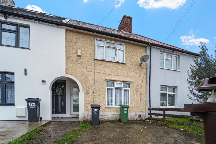 2 Bedroom Terraced House For Sale In Hunters Hall Road, Dagenham, RM10