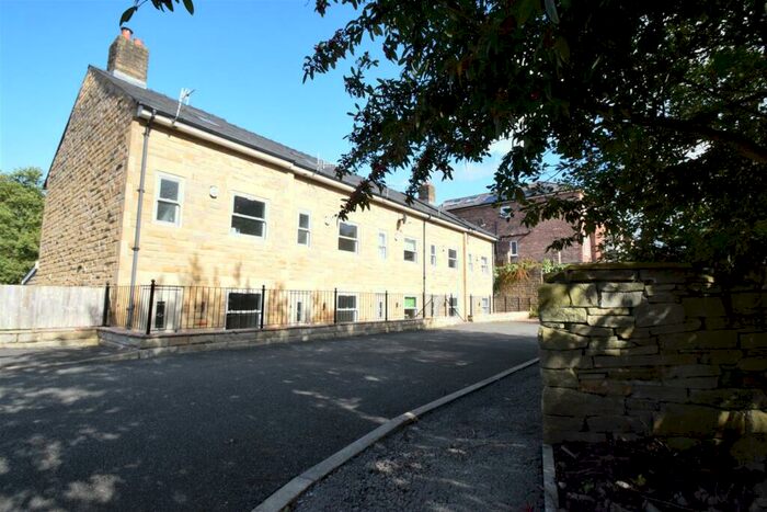 3 Bedroom Terraced House For Sale In Ingersley Road, Bollington, SK10