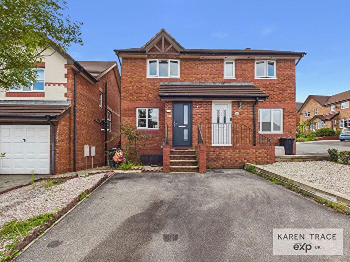 2 Bedroom Semi Detached House For Sale In Manor View, Par, PL24