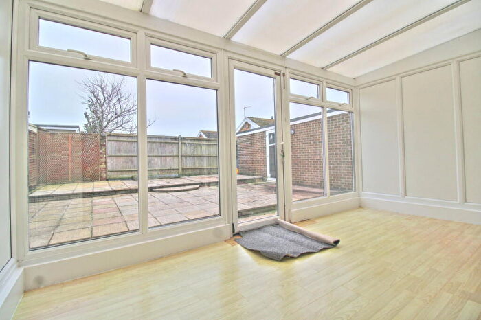2 Bedroom Detached Bungalow To Rent In Gainsborough Crescent, Eastbourne, BN23