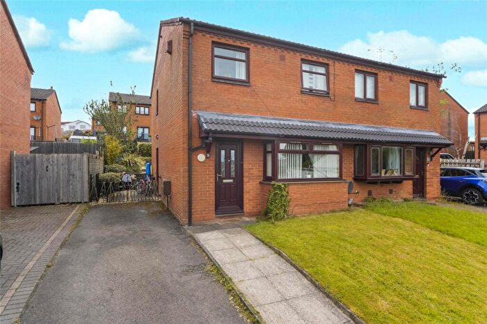 3 Bedroom Semi-Detached House For Sale In Bracadale Gardens, Baillieston, Glasgow, G69