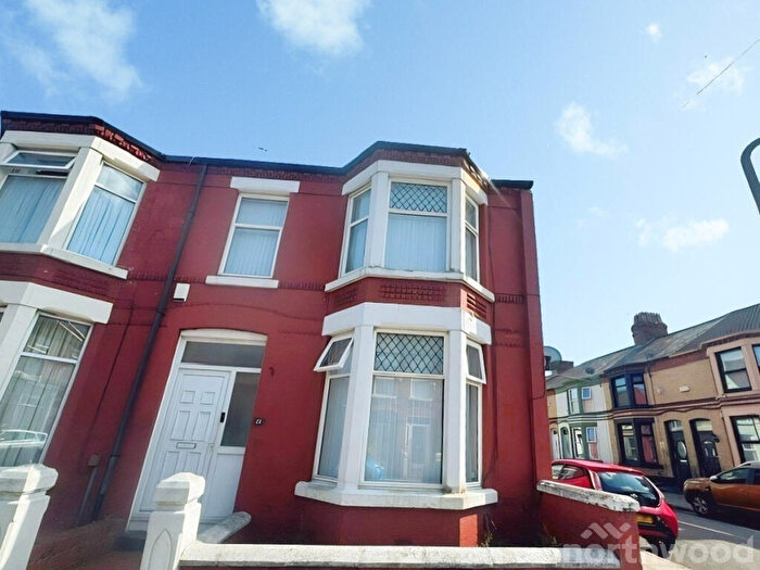 3 Bedroom End Of Terrace House To Rent In Stalbridge Avenue, Mossley Hill, Liverpool, L18