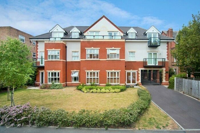2 Bedroom Apartment To Rent In Timberley Court, Sidcup, DA14