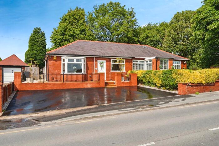 2 Bedroom Bungalow For Sale In Highfield Road, Farnworth, Bolton, Greater Manchester, BL4