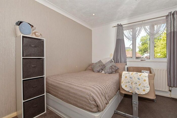 2 Bedroom Terraced House For Sale In The Quern, Maidsatone, Kent, ME15