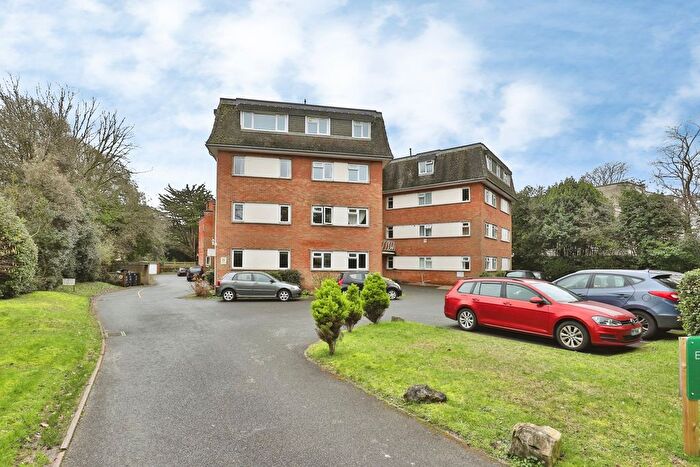 1 Bedroom Flat For Sale In Christchurch Road, Bournemouth, Dorset, BH1