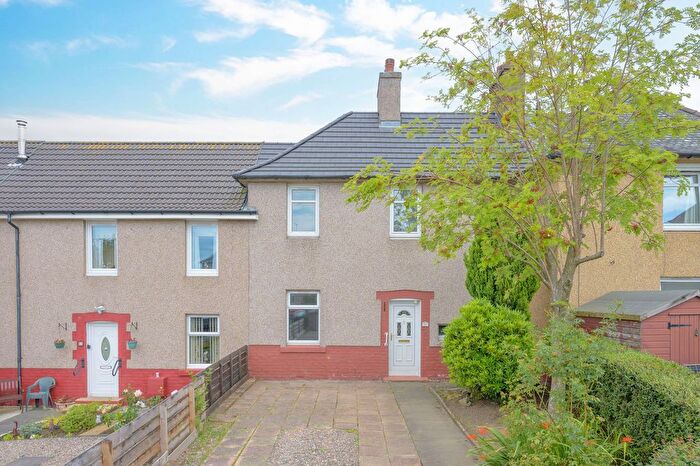 3 Bedroom Terraced House For Sale In Parkside Square, Rosyth, KY11