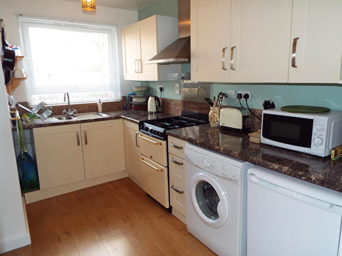 2 Bedroom Terraced House To Rent In Arkwright Walk, Nottingham, NG2