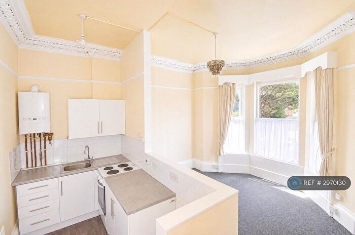 1 Bedroom Flat To Rent In Saunders St, Southport, PR9