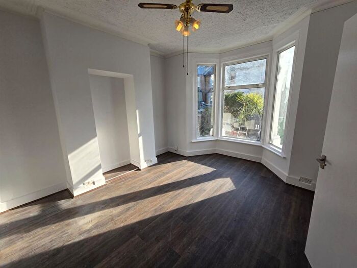 4 Bedroom Property To Rent In Killearn Road, London, SE6