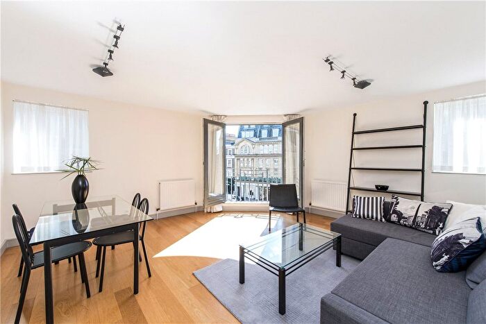 2 Bedroom Flat To Rent In Artesian Road, Bayswater, London, W2