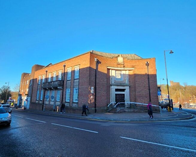 2 Bedroom Flat To Rent In New Street, Dudley, DY1