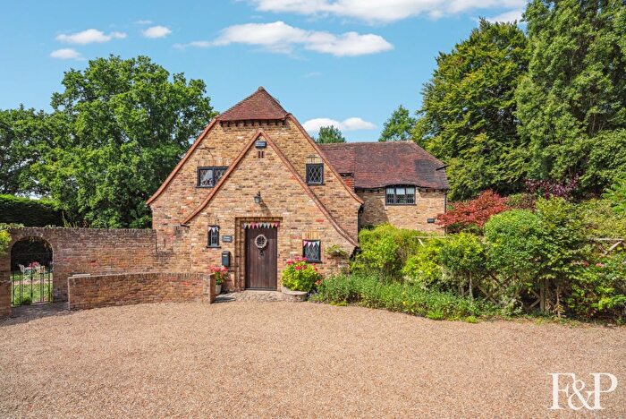 5 Bedroom Detached House For Sale In Christmas Lane, Farnham Common, Buckinghamshire, SL2