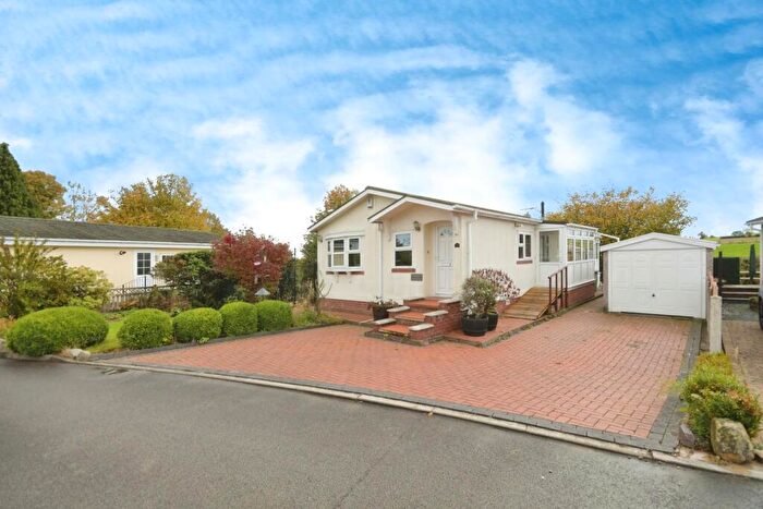 2 Bedroom Park Home For Sale In Brookfield Park, Mill Lane, Old Tupton, Chesterfield, S42