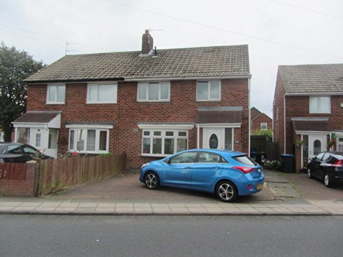 3 Bedroom Semi-Detached House To Rent In Bek Rd, Durham, DH1