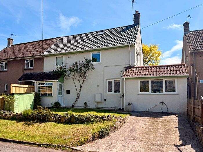 3 Bedroom Semi-detached House For Sale In Broadcroft, Chew Magna, BS40